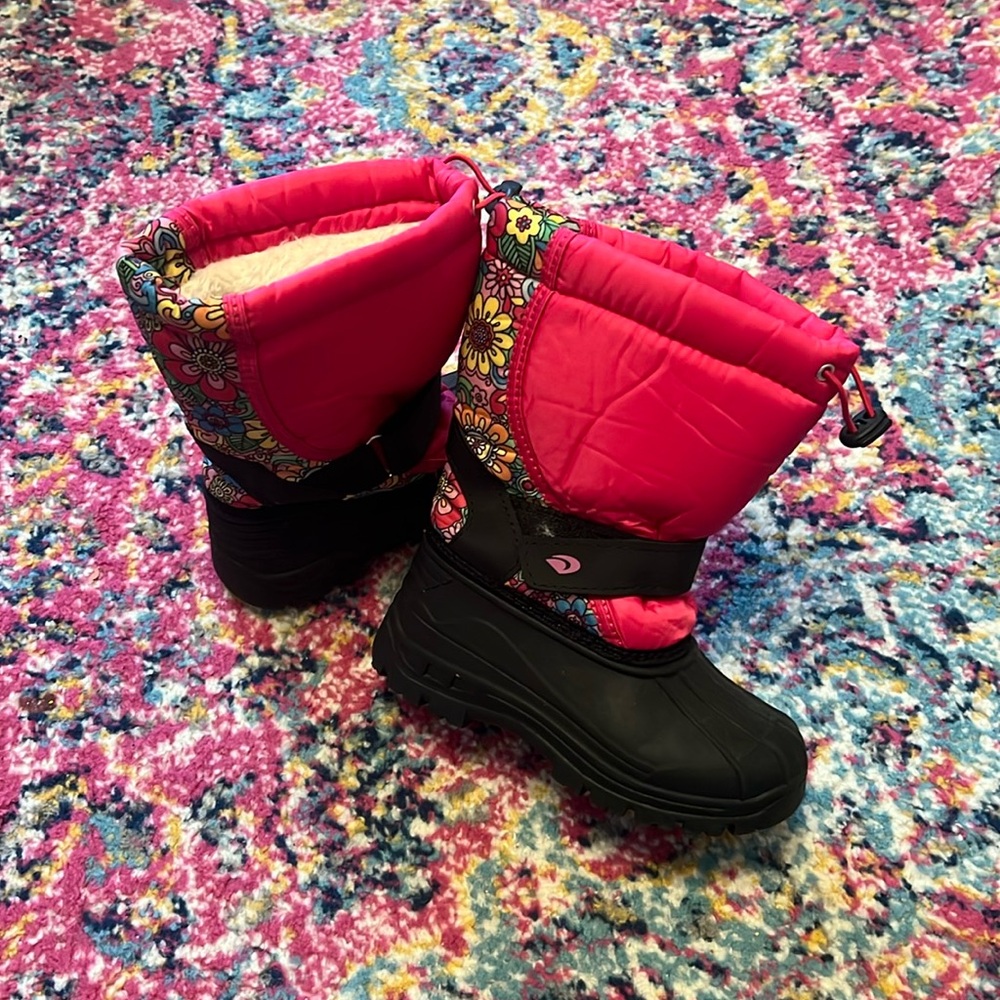 Size 12 little girls Snow Boot